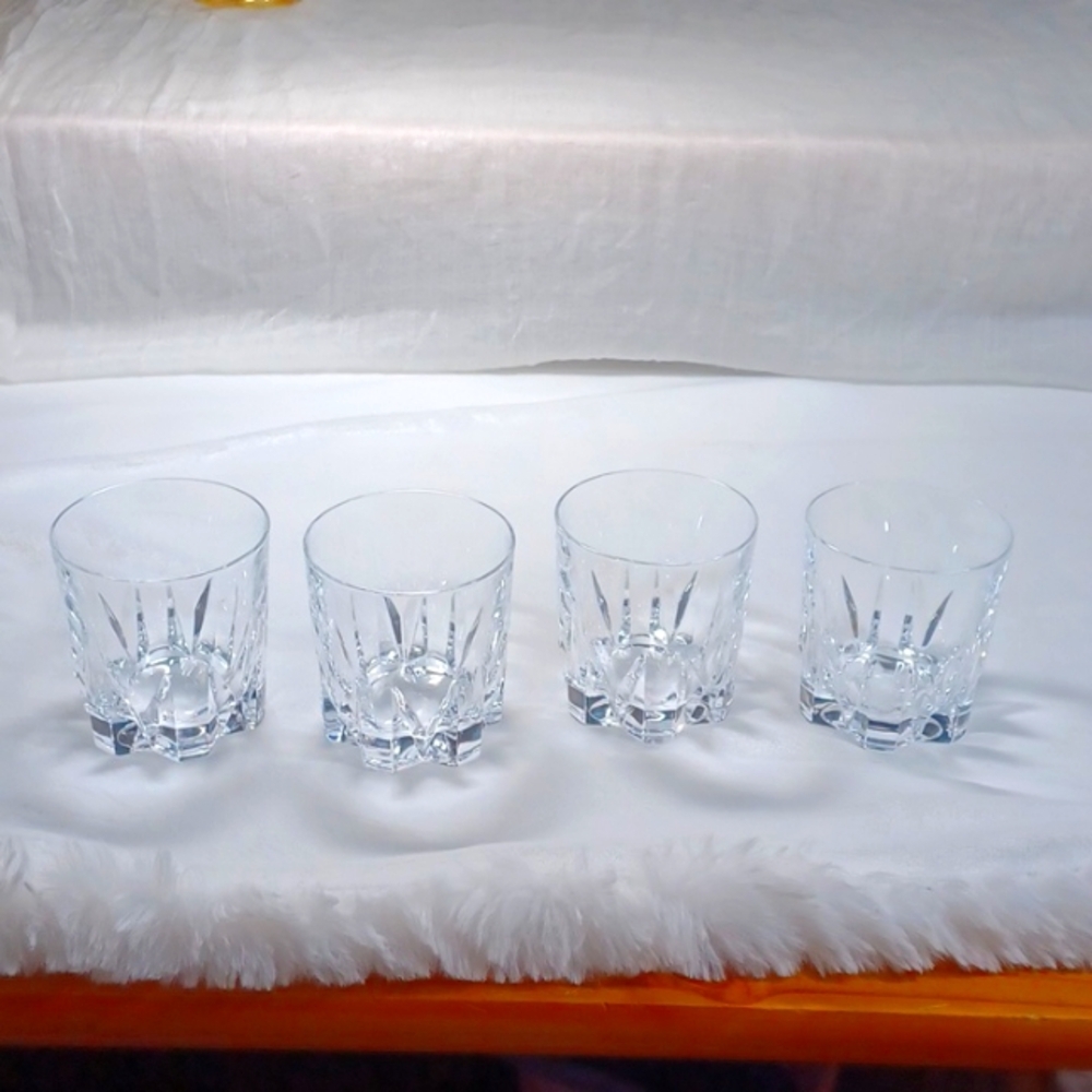 Crystal Vintage  4 T x10  x 9 Round ( Mix  Drink   Glasses‎ Vintage